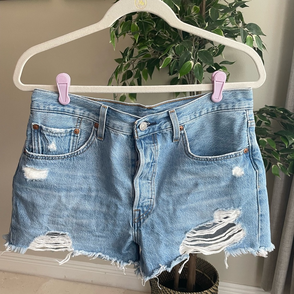 Levi’s 501 shorts